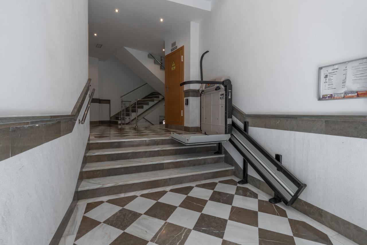 Tuguest Postigo II Catedral Apartment - Free Parking กรานาดา ภายนอก รูปภาพ