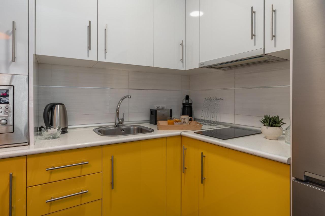 Tuguest Postigo II Catedral Apartment - Free Parking กรานาดา ภายนอก รูปภาพ